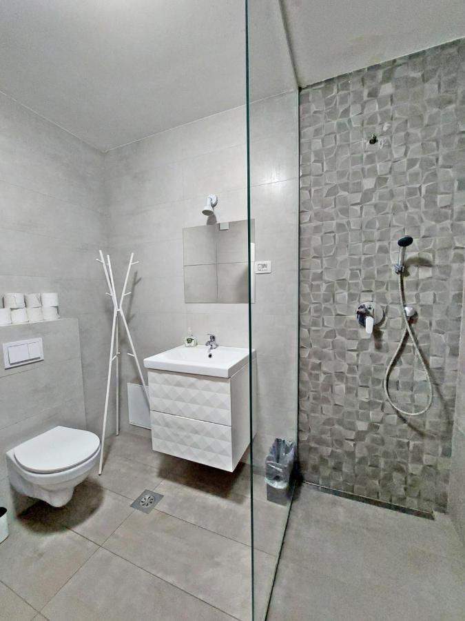 Rose Valley, Modern Studios & Apartments Liubliana Exterior foto
